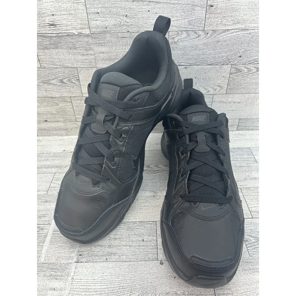 Nike‎ Air Monarch IV Shoes Mens Size 10.5 Training Leather DJ1196-001 Sneakers